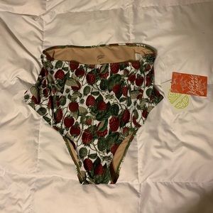 Kortni Jeane NWT XL Cut High Raspberry Bottoms